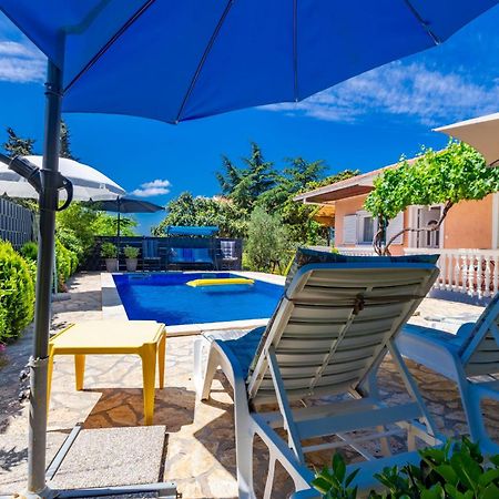 Holiday Home Flora Zadar Bagian luar foto