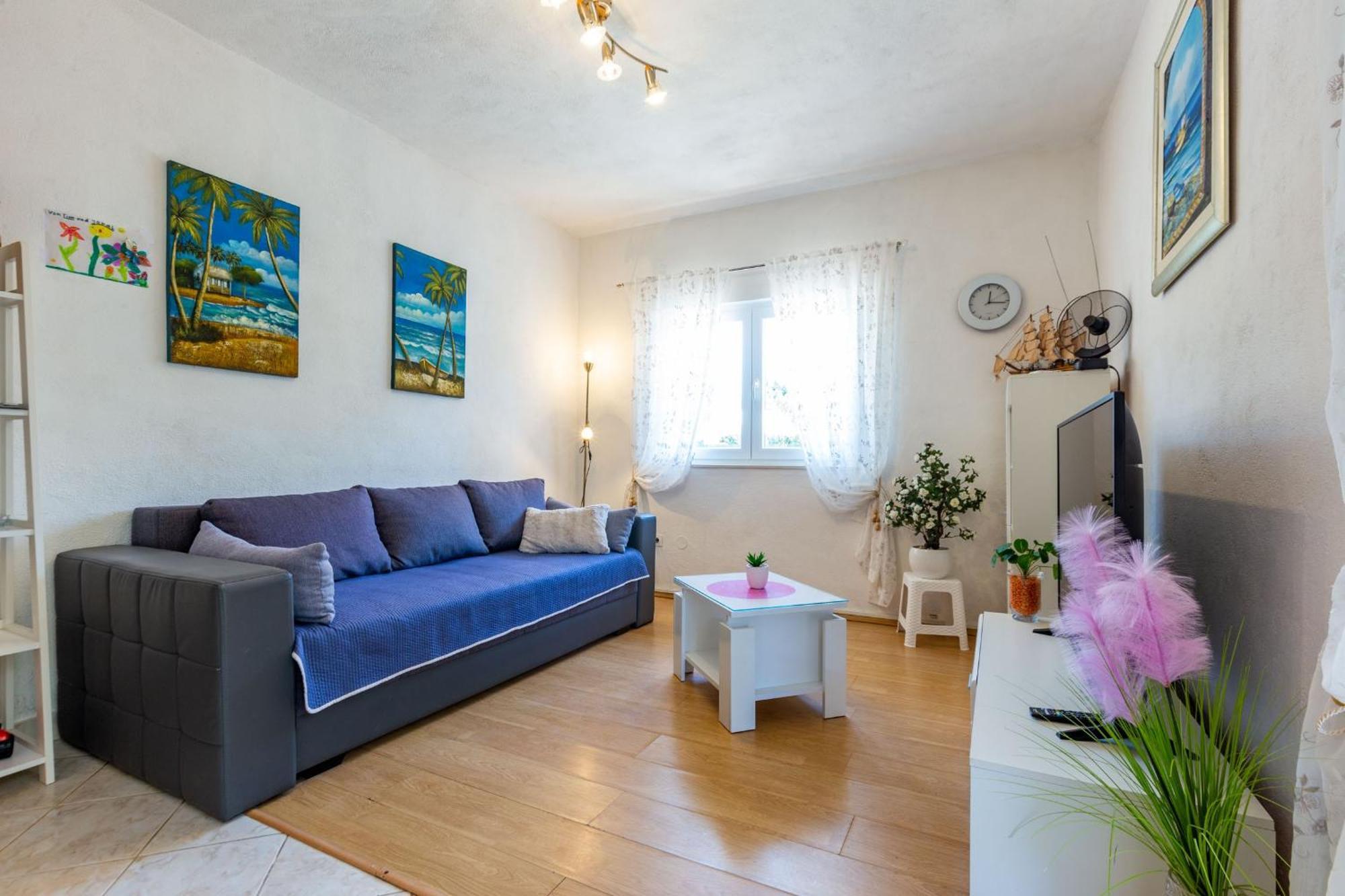 Holiday Home Flora Zadar Bagian luar foto