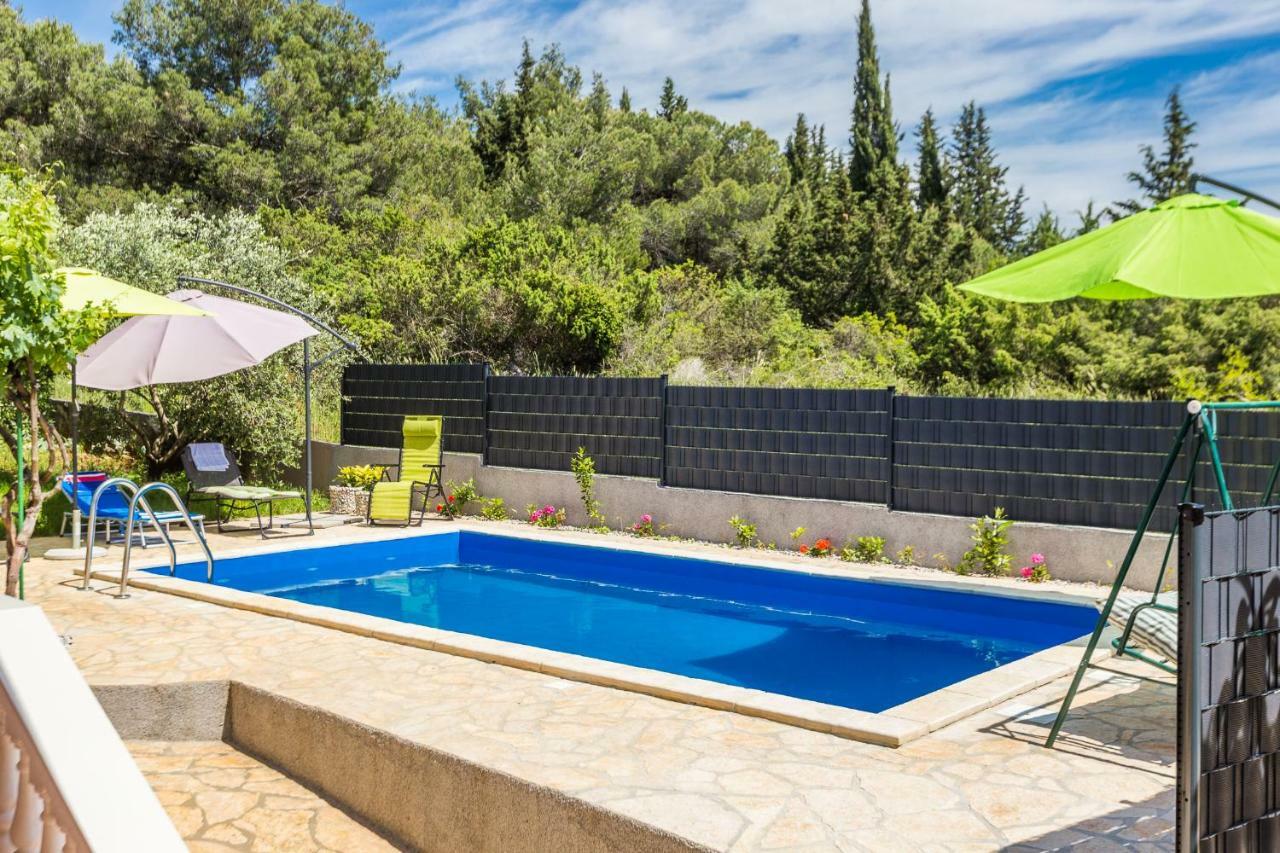 Holiday Home Flora Zadar Bagian luar foto