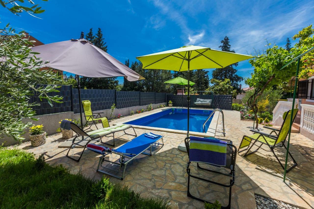 Holiday Home Flora Zadar Bagian luar foto