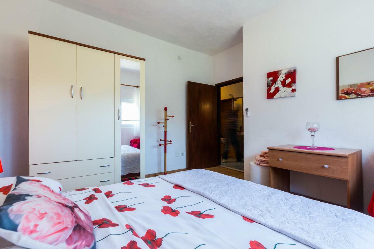 Holiday Home Flora Zadar Bagian luar foto