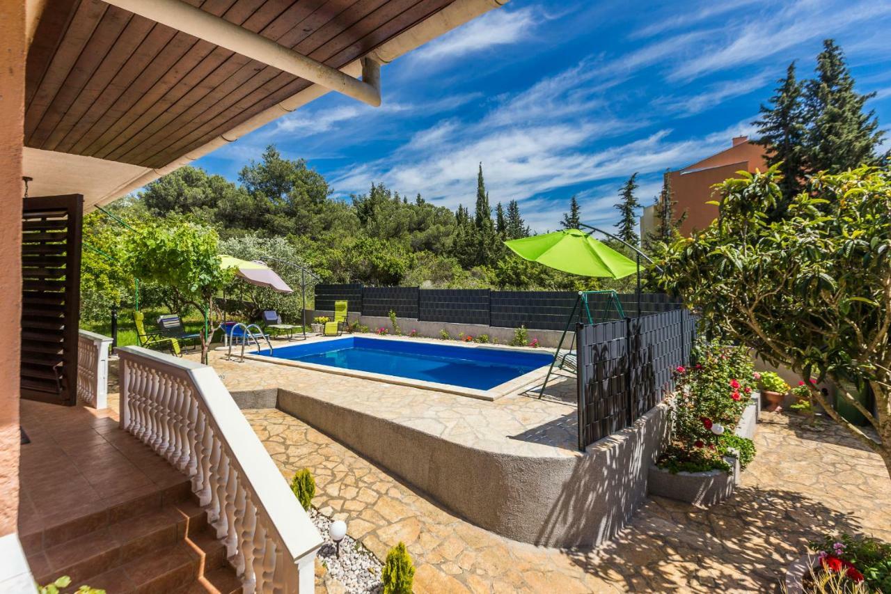 Holiday Home Flora Zadar Bagian luar foto