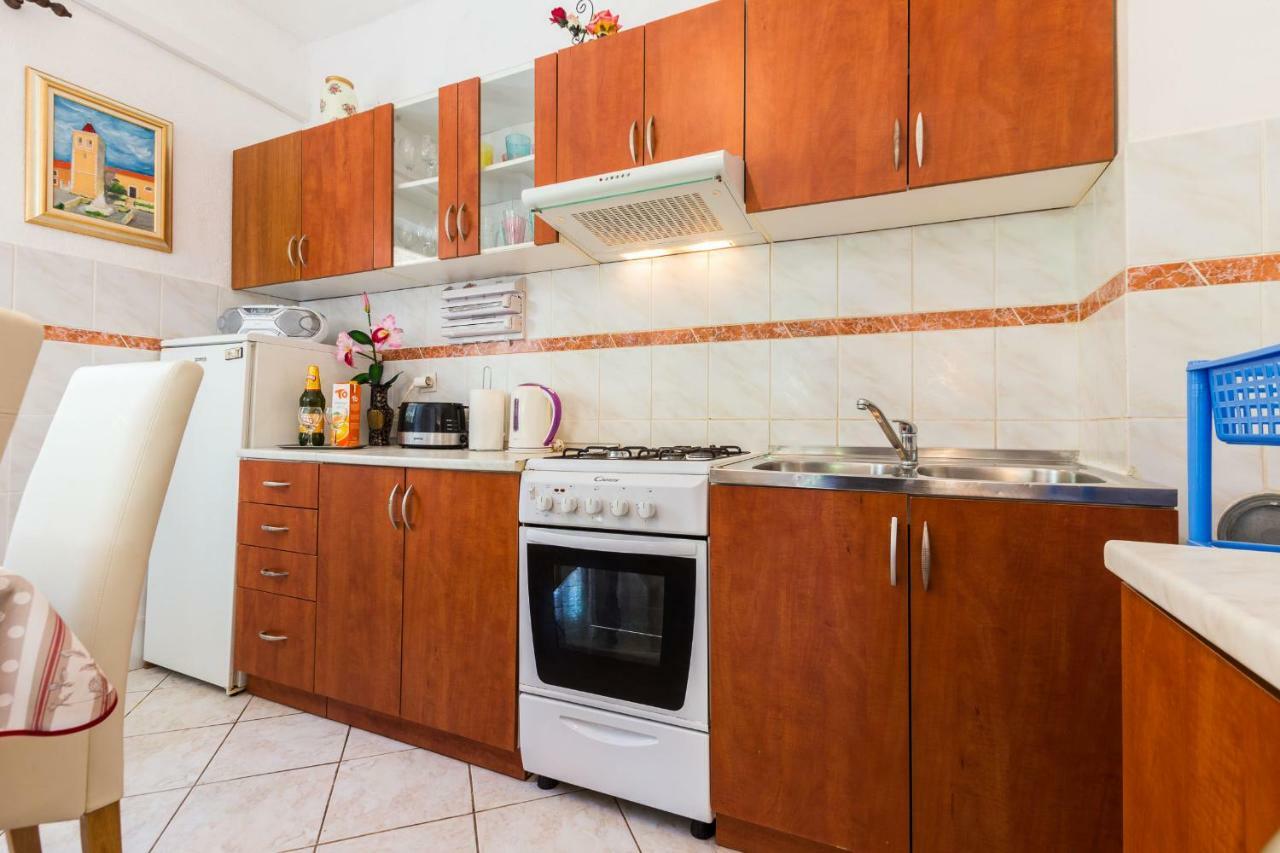 Holiday Home Flora Zadar Bagian luar foto