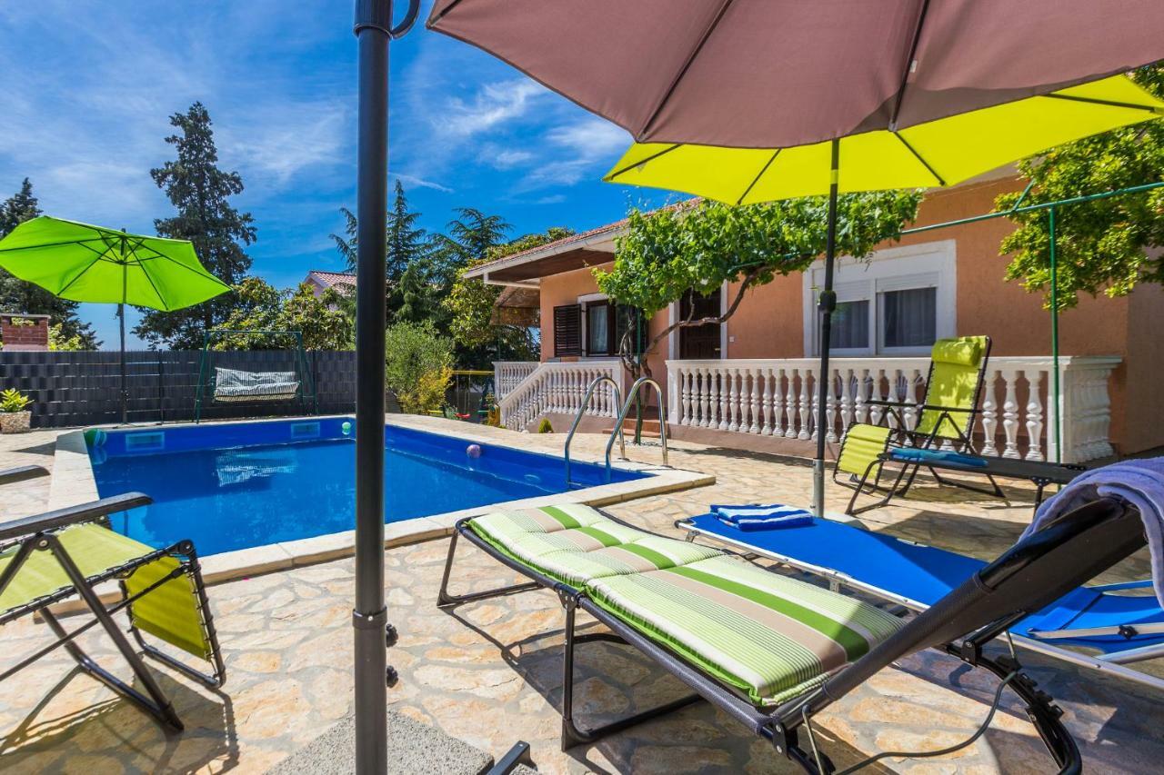 Holiday Home Flora Zadar Bagian luar foto